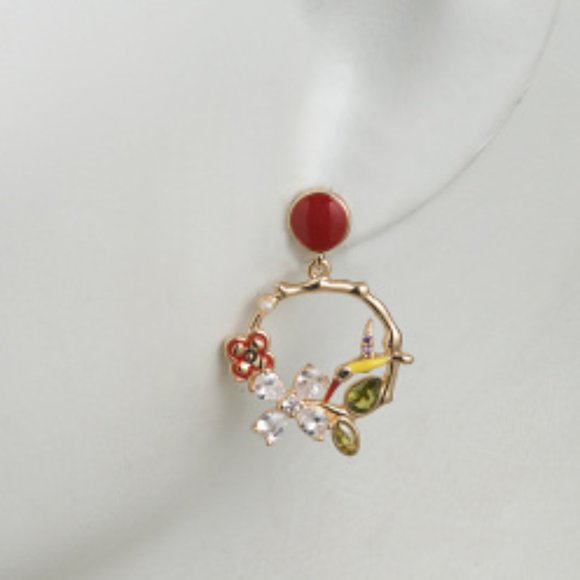 NWT  Betsey Johnson CZ FLOWER HUMMINGBIRD EARRINGS - Picture 8 of 8